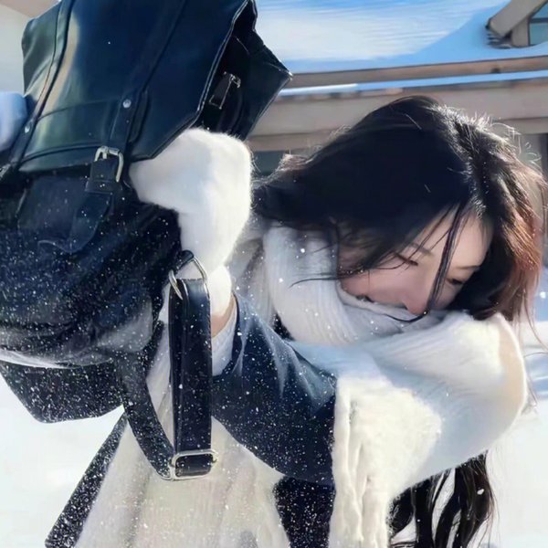 在山中见面